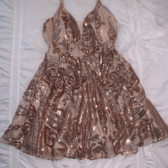gold sequin homecoming dress